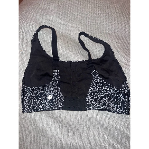 Lululemon In Alignment Straight Strap Bra, Double Dimension Starlight Black - Picture 4 of 5